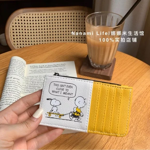 Snoopy card holder wallet/coin purse - Picture 4 of 5